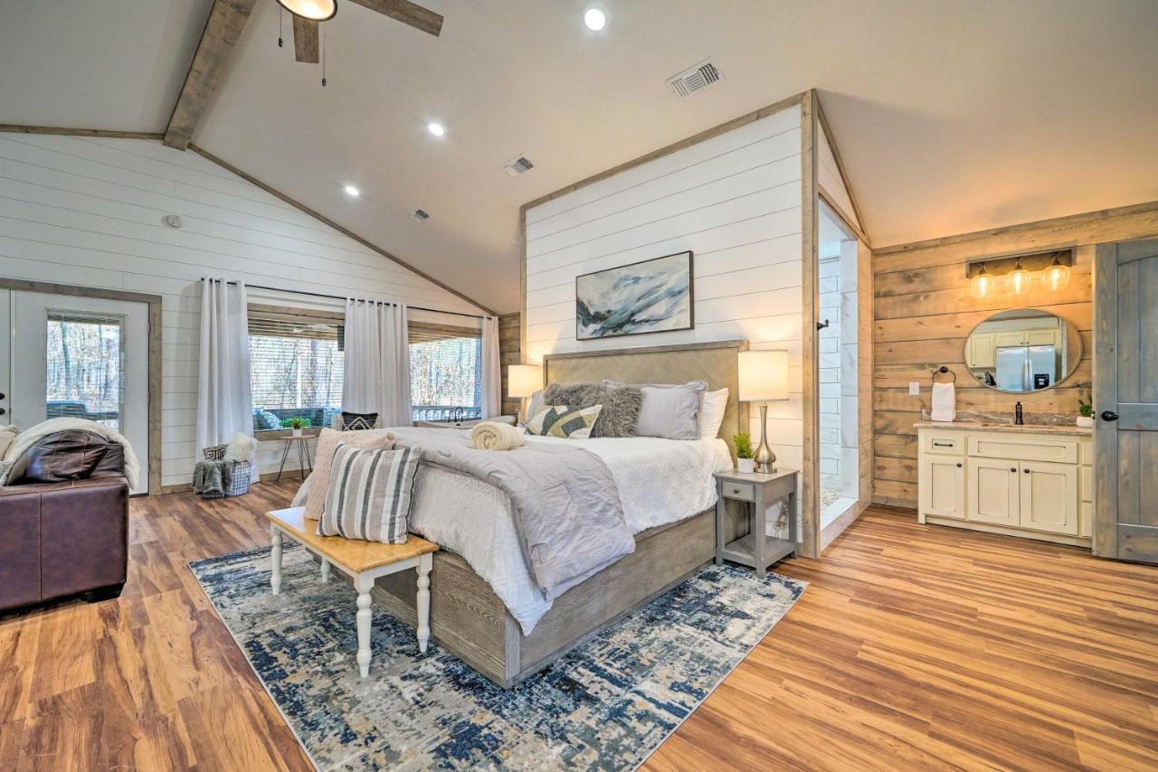 Appartement Chic Broken Bow Escape With Hot Tub And Fire Pit! à Stephens Gap Extérieur photo